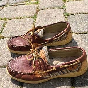 Sperry boat shoe